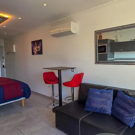 Capsexy Port Nature Marina Naturist Village