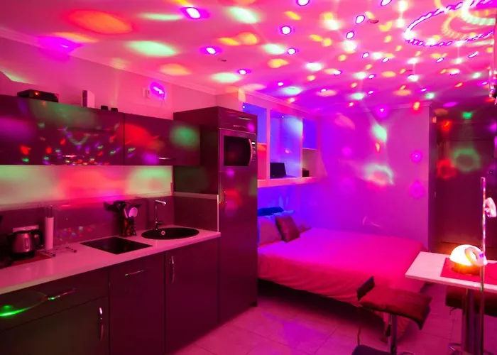 Capsexy Port Nature Marina Naturist Village *